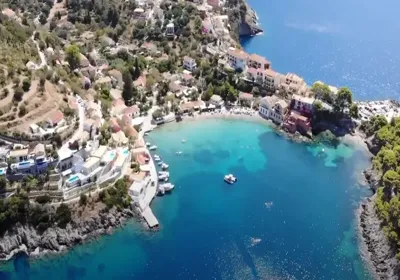 Assos